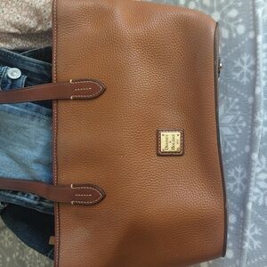 Dooney & Bourke satchel purse